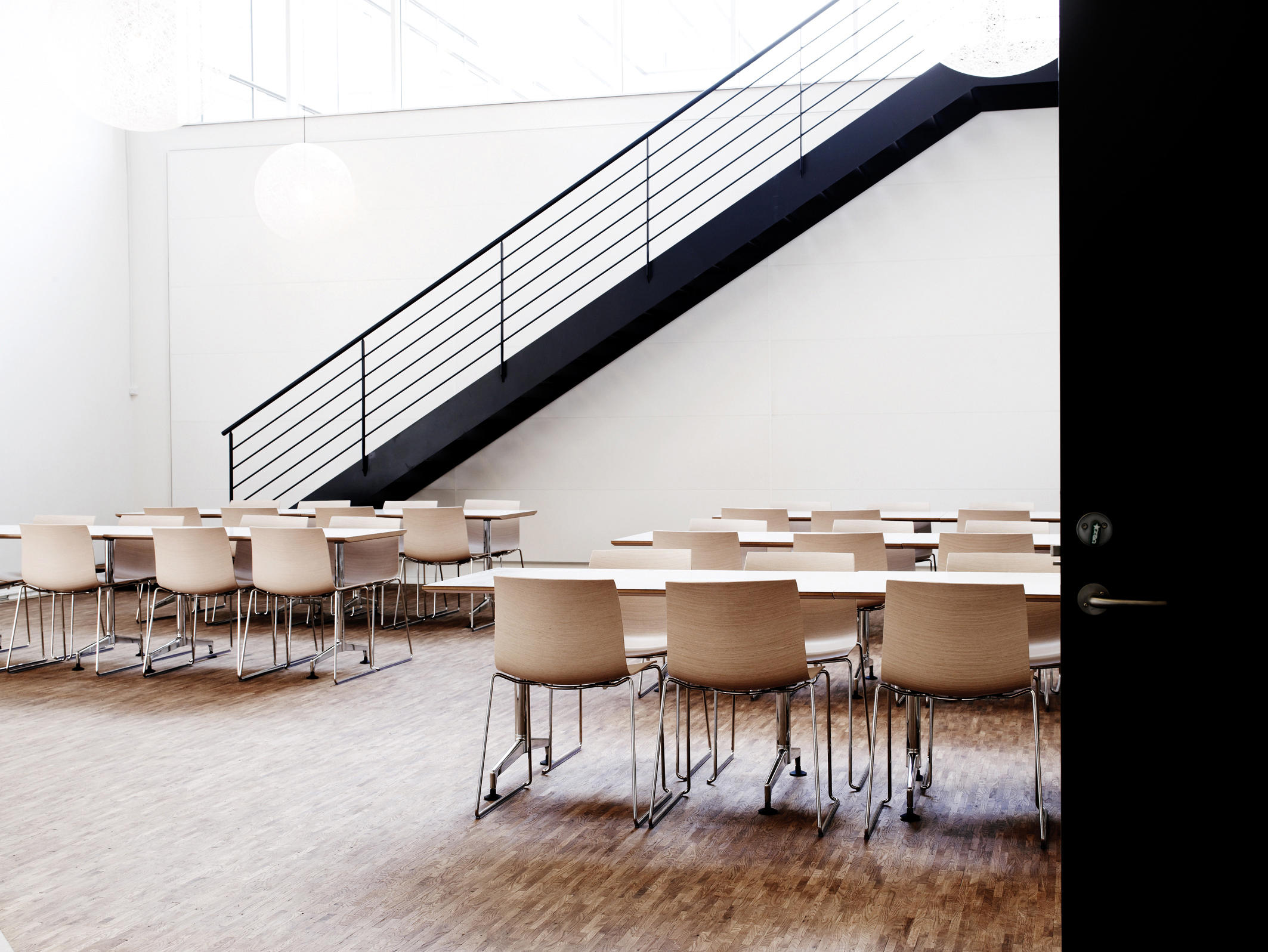 培训家具|布面培训椅|办公家具|设计师家具|Catifa 46 培训椅